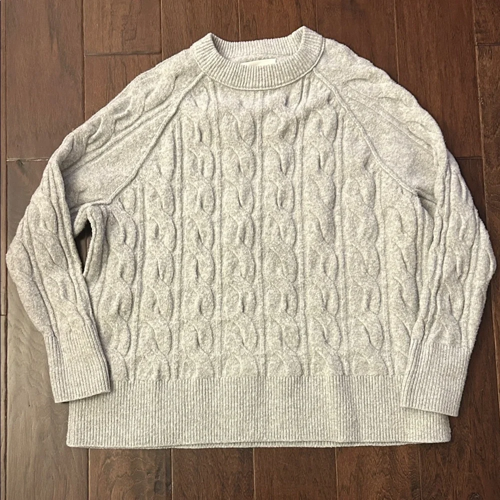 NWOT Aerie Grey Cable Knit Sweater - Picture 2 of 4